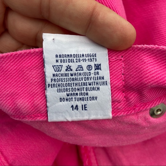 Vintage Versace Jeans Couture Bubblegum Pink High Waisted Jeans Womens Size 34 - Picture 11 of 11